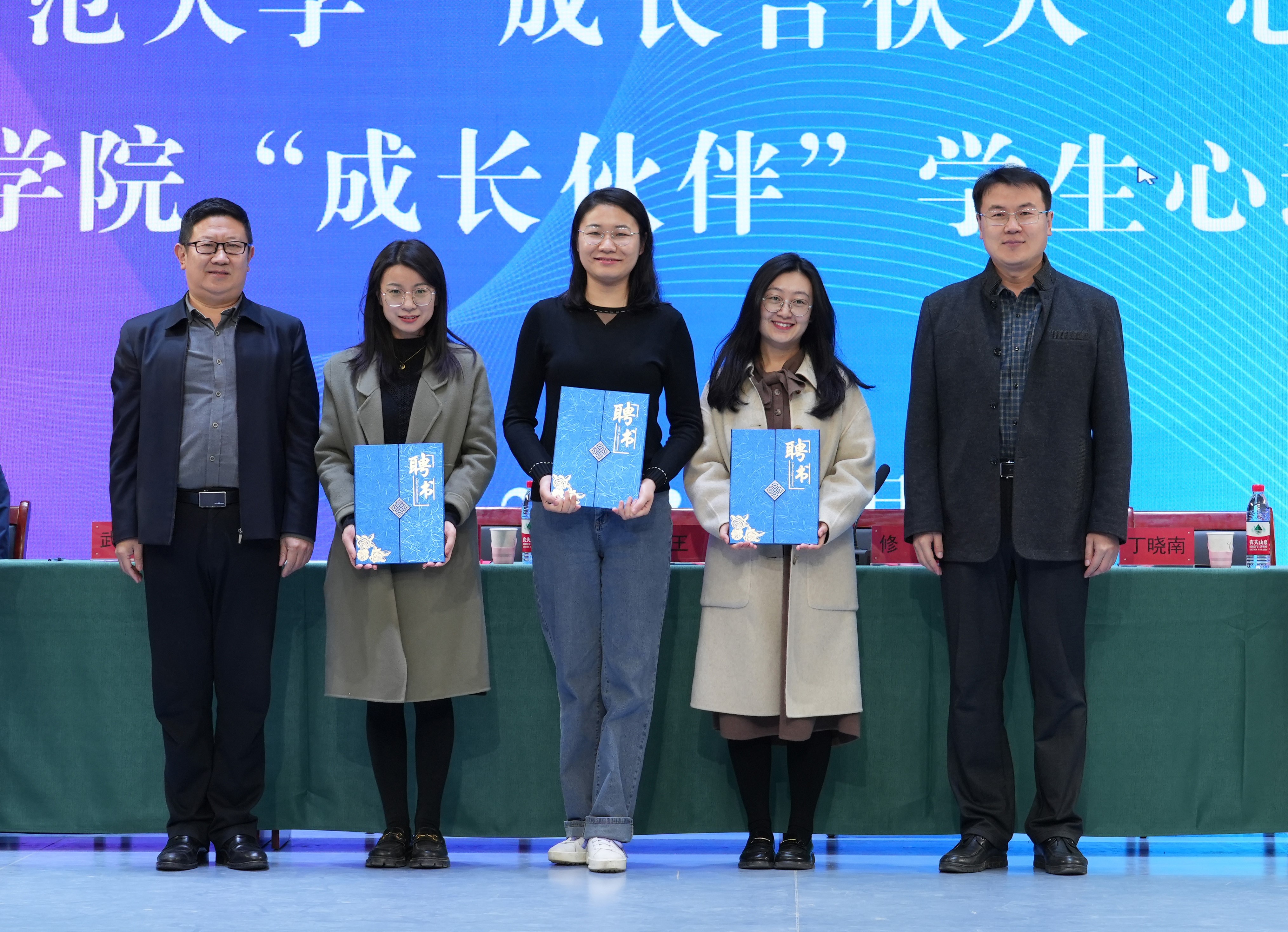 E09F2B54B7B97AFB7DFA3996292_1B87C280_23155F.jpg E09F2B54B7B97AFB7DFA3996292_1B87C280_23155F.jpg