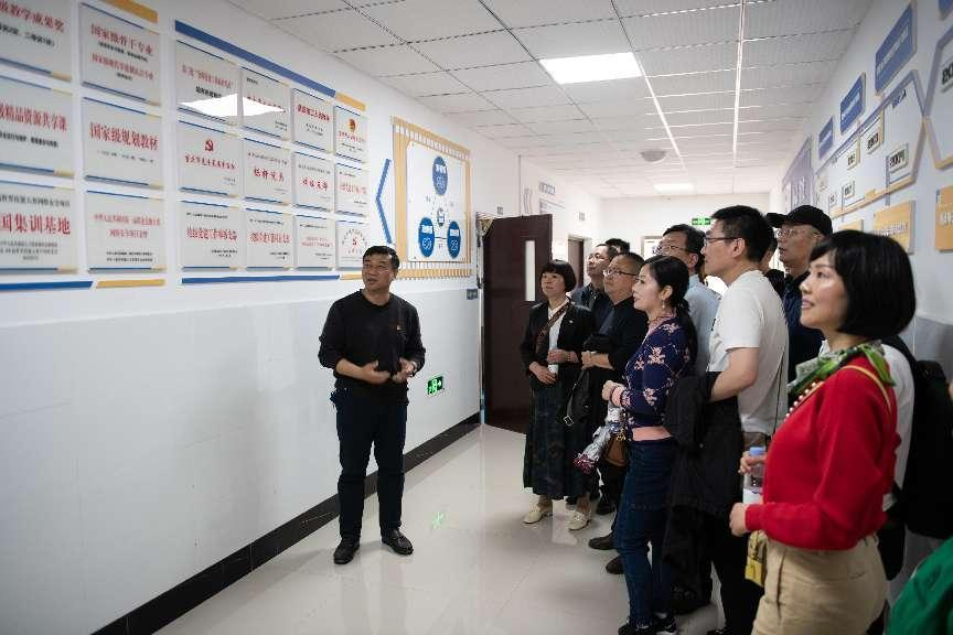 图片2.png 图片2.png