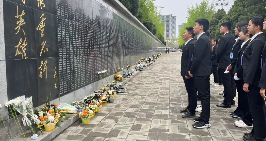 微信图片_20230409223703.jpg 微信图片_20230409223703.jpg