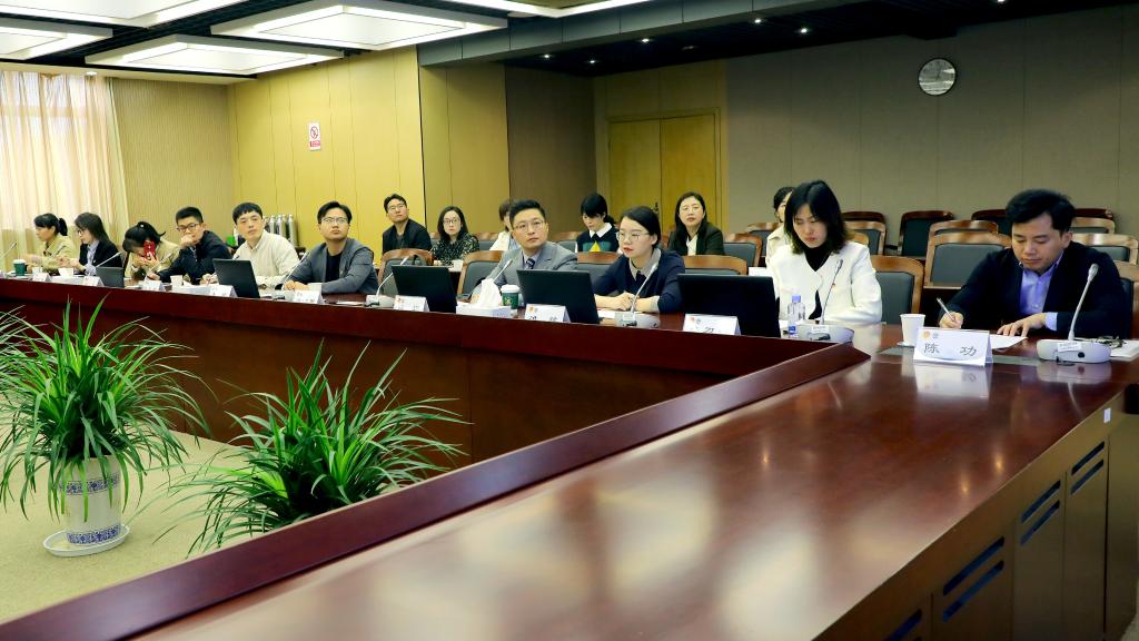 述职评议会现场(二).jpg 述职评议会现场(二).jpg