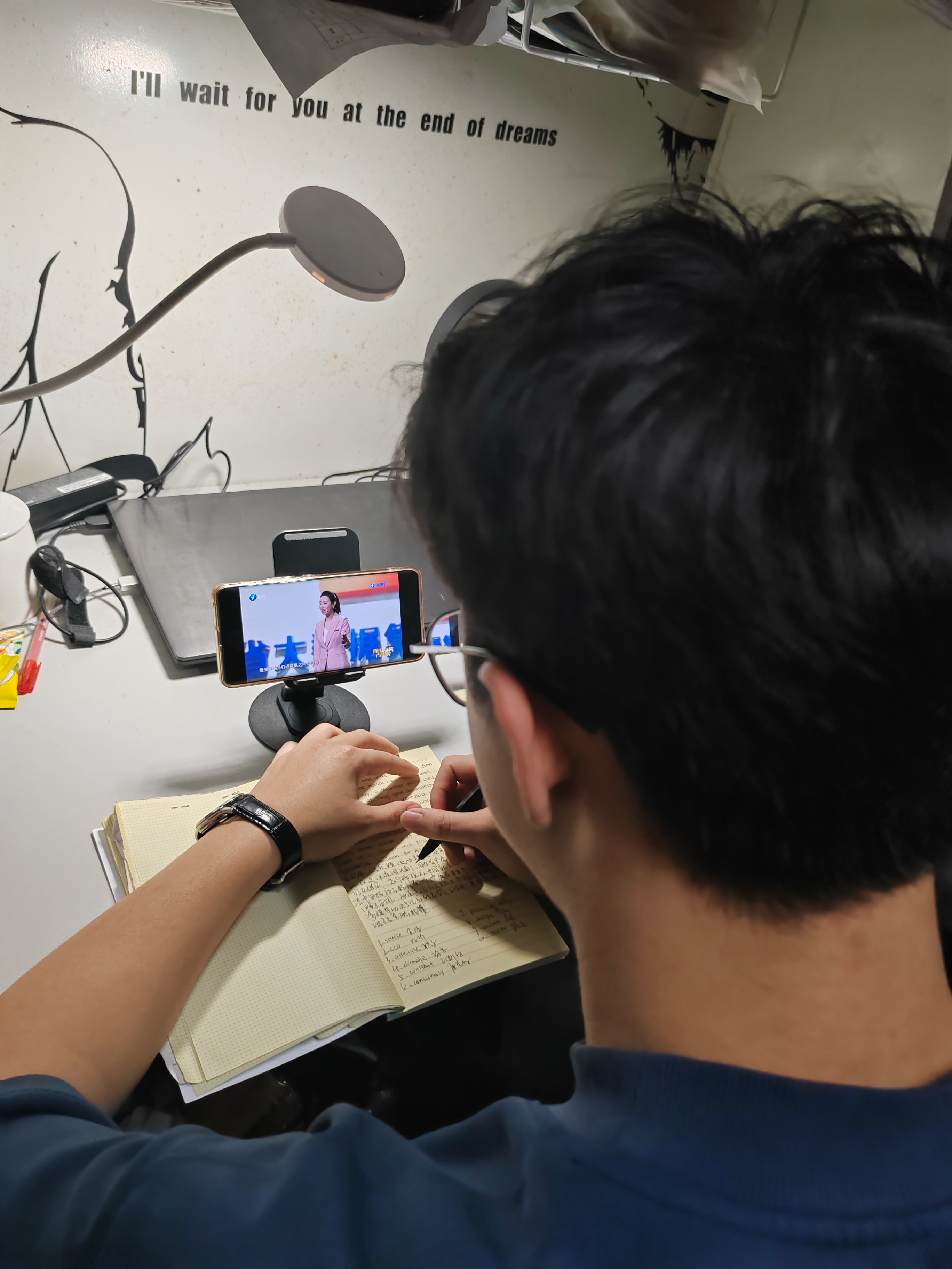 邱嘉楠.jpg 邱嘉楠.jpg