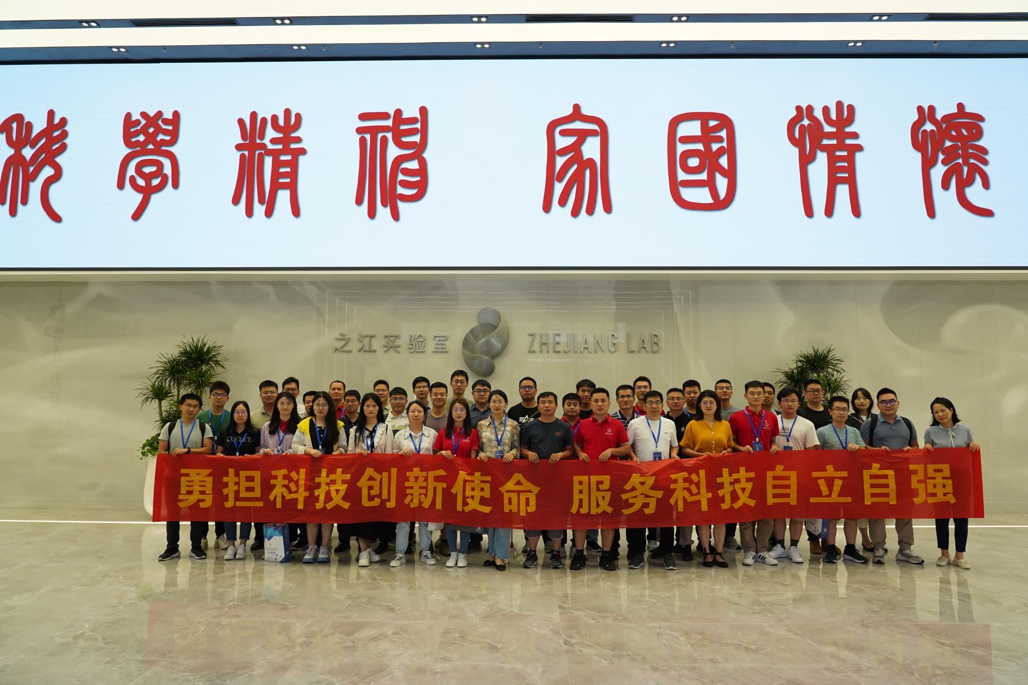 DSC00332(1).jpg DSC00332(1).jpg