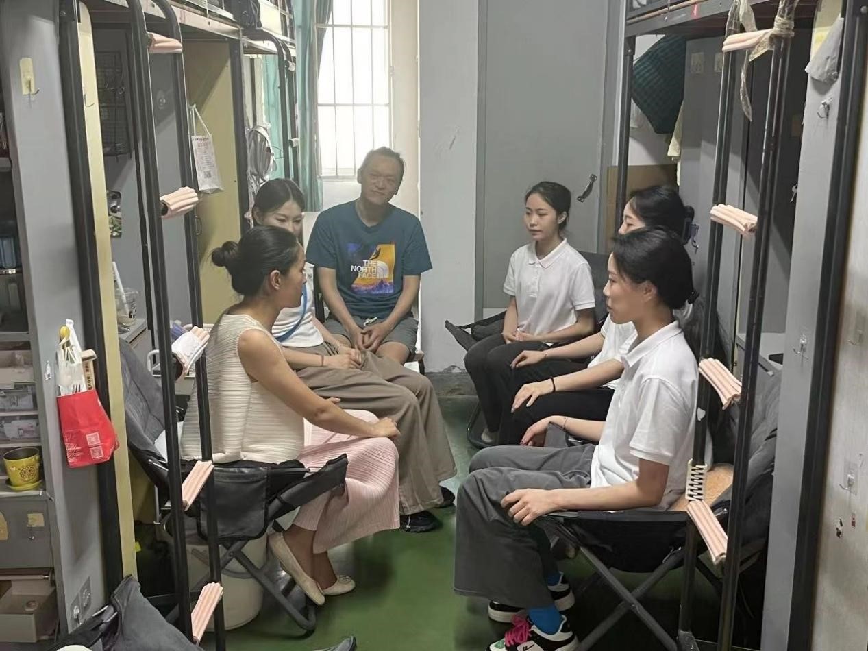 图片3.jpg 图片3.jpg