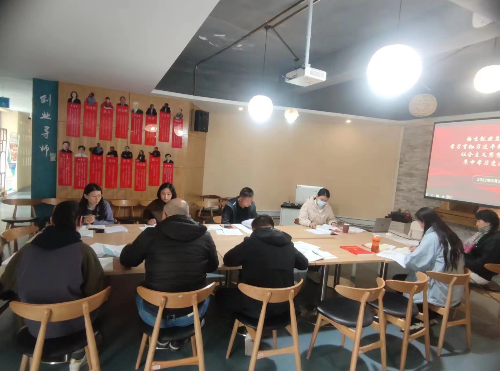 2d72a4f61837019884bc62bab32d038.jpg 2d72a4f61837019884bc62bab32d038.jpg