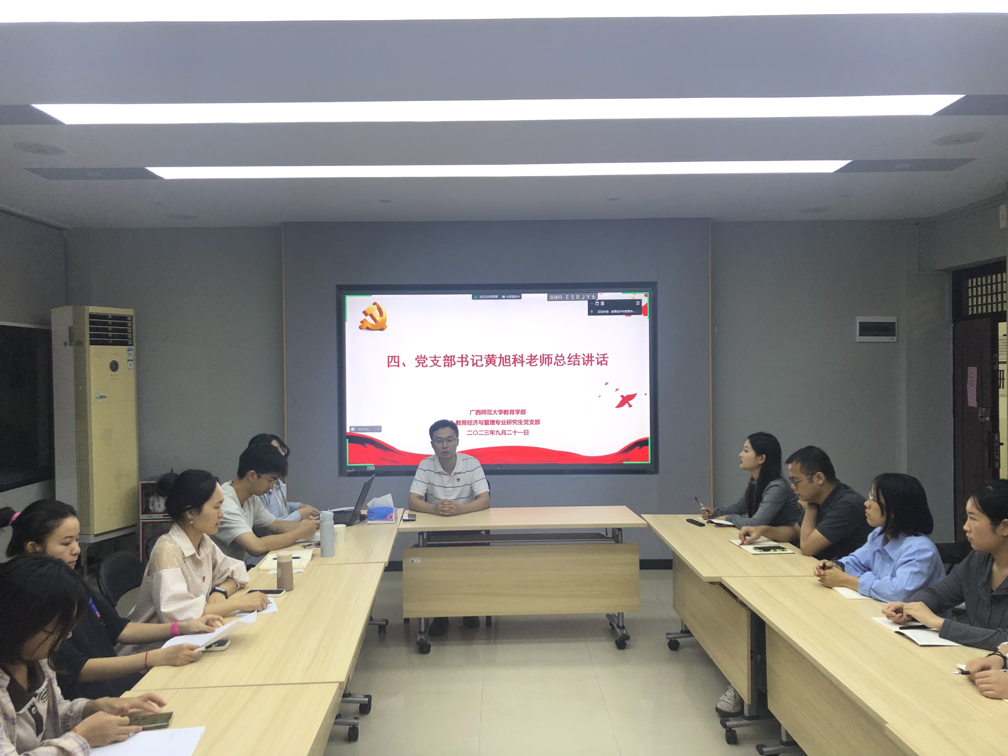 IMG_E1303.JPG IMG_E1303.JPG