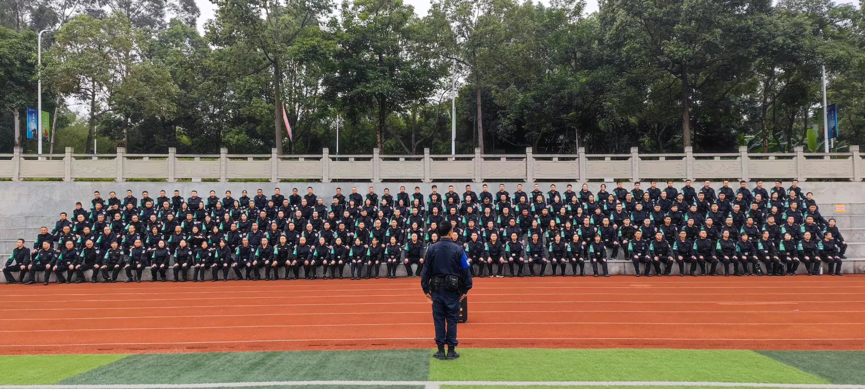 李大队3.jpg 李大队3.jpg