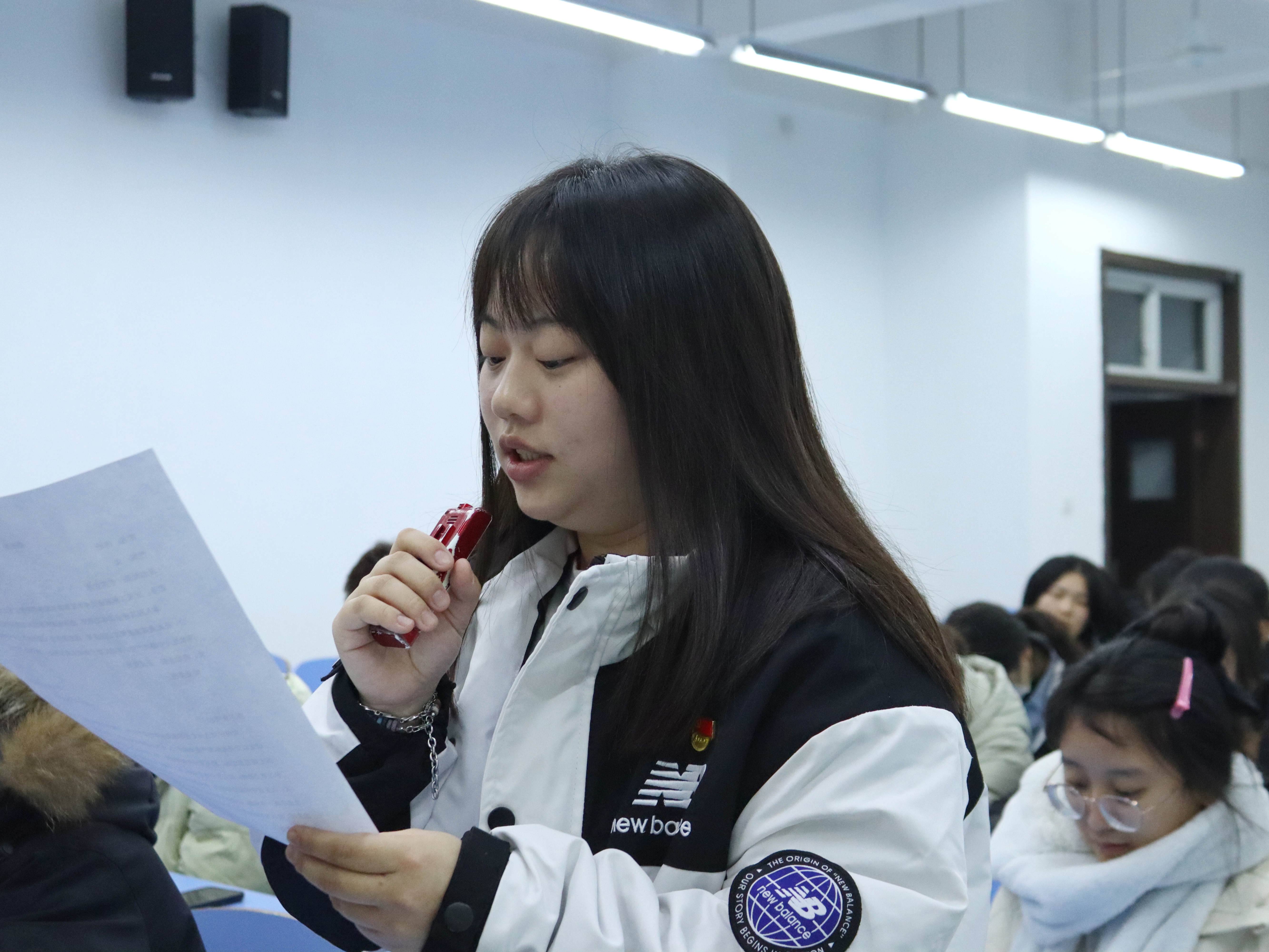 介绍人1.JPG 介绍人1.JPG