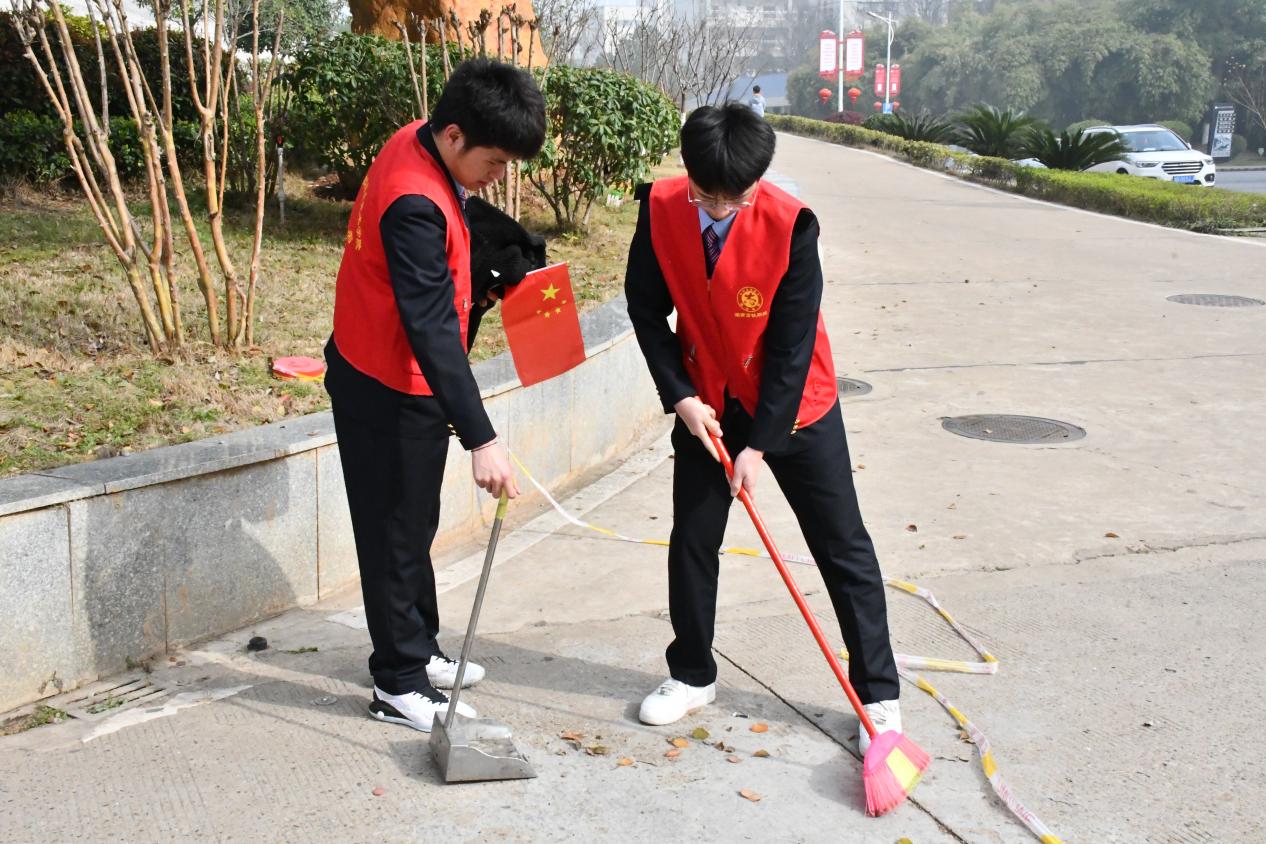 图片20.jpg 图片20.jpg