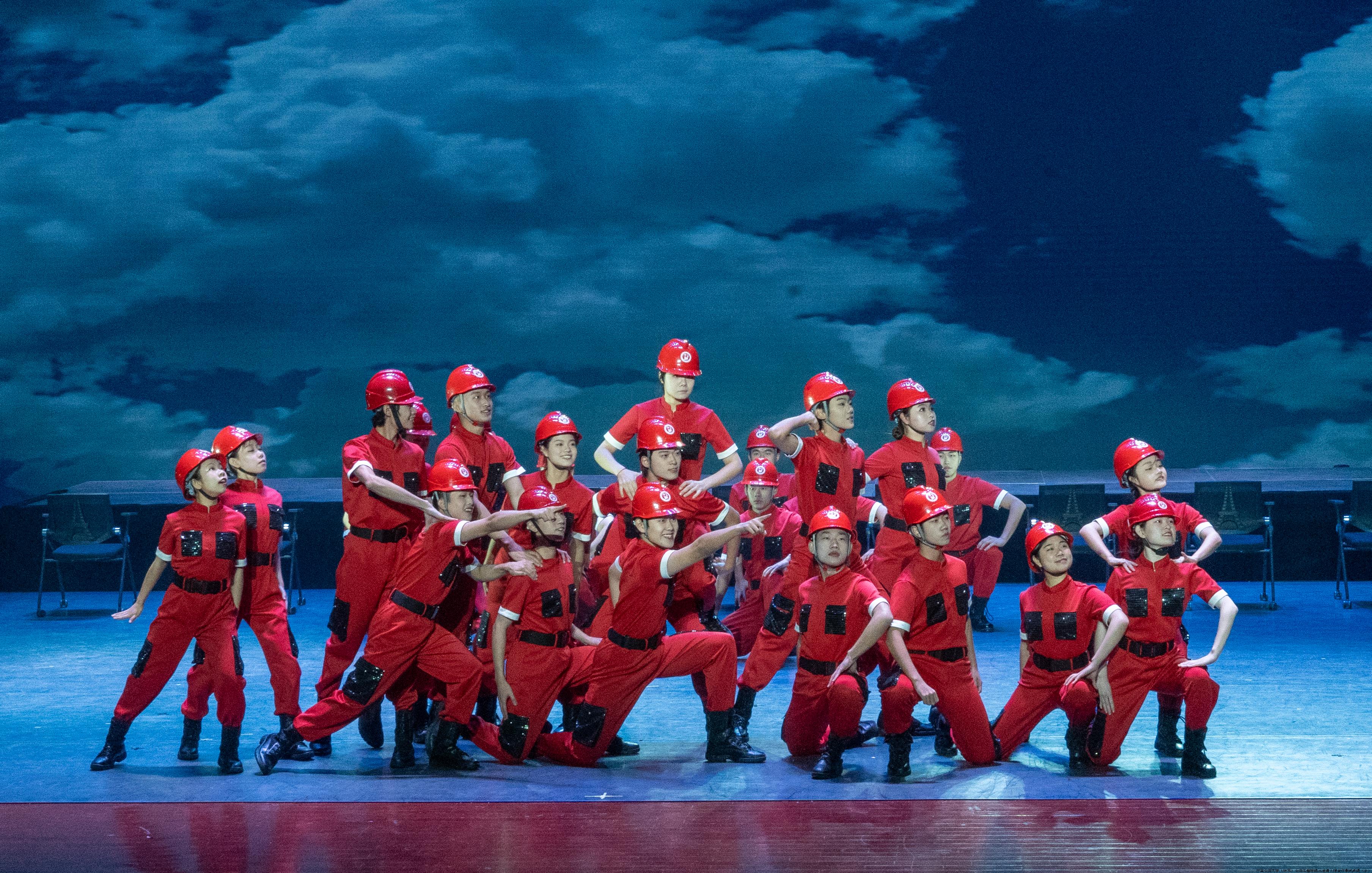 4.原创舞蹈《能源强国畅想曲》.jpeg 4.原创舞蹈《能源强国畅想曲》.jpeg