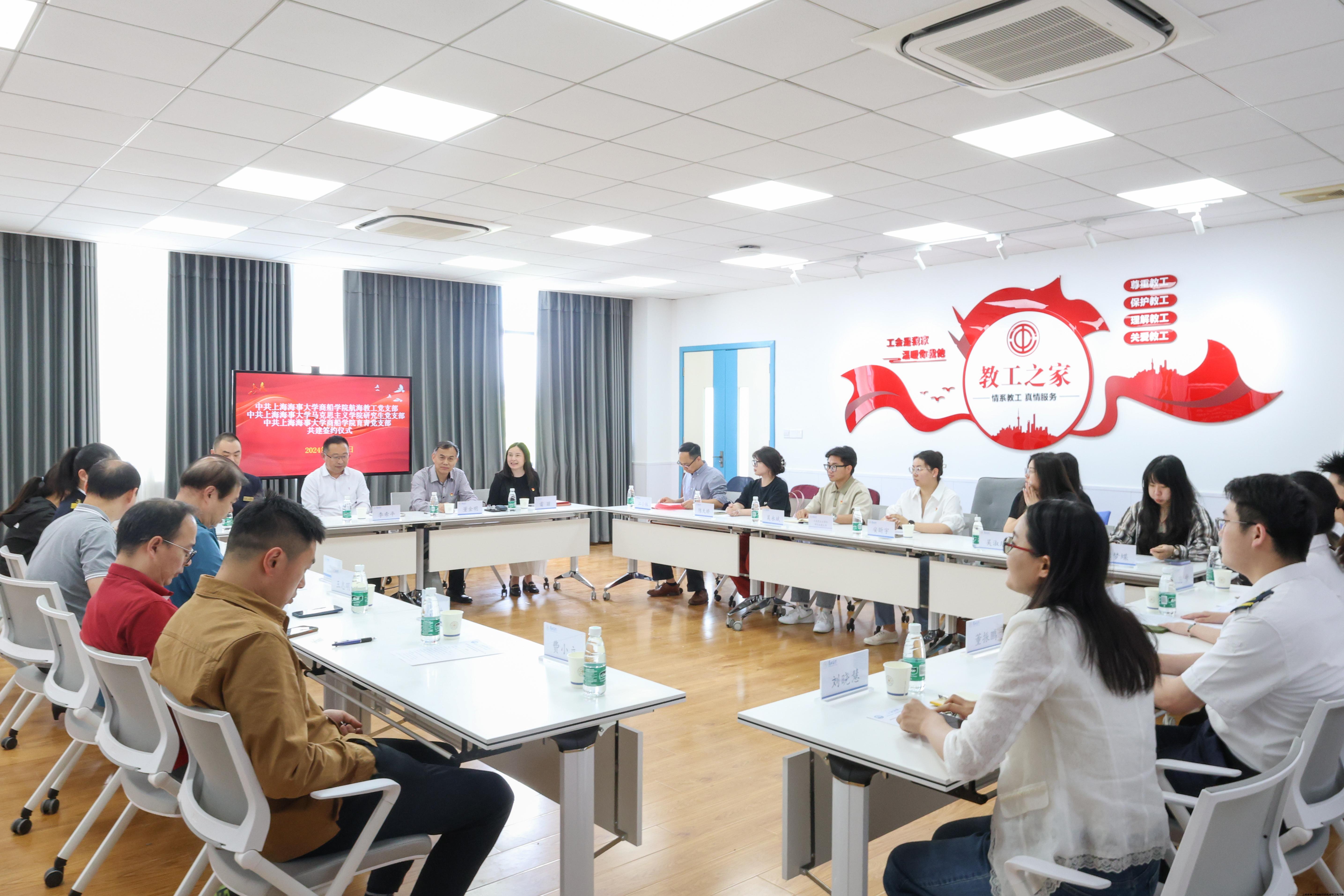 E30A5534.jpg E30A5534.jpg