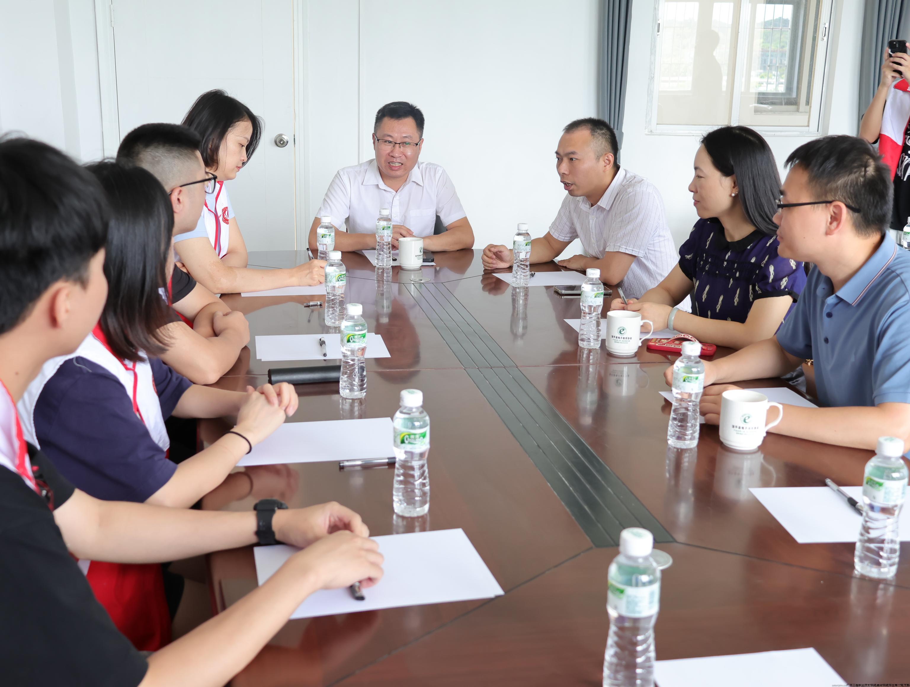 2S4A9580.JPG 2S4A9580.JPG