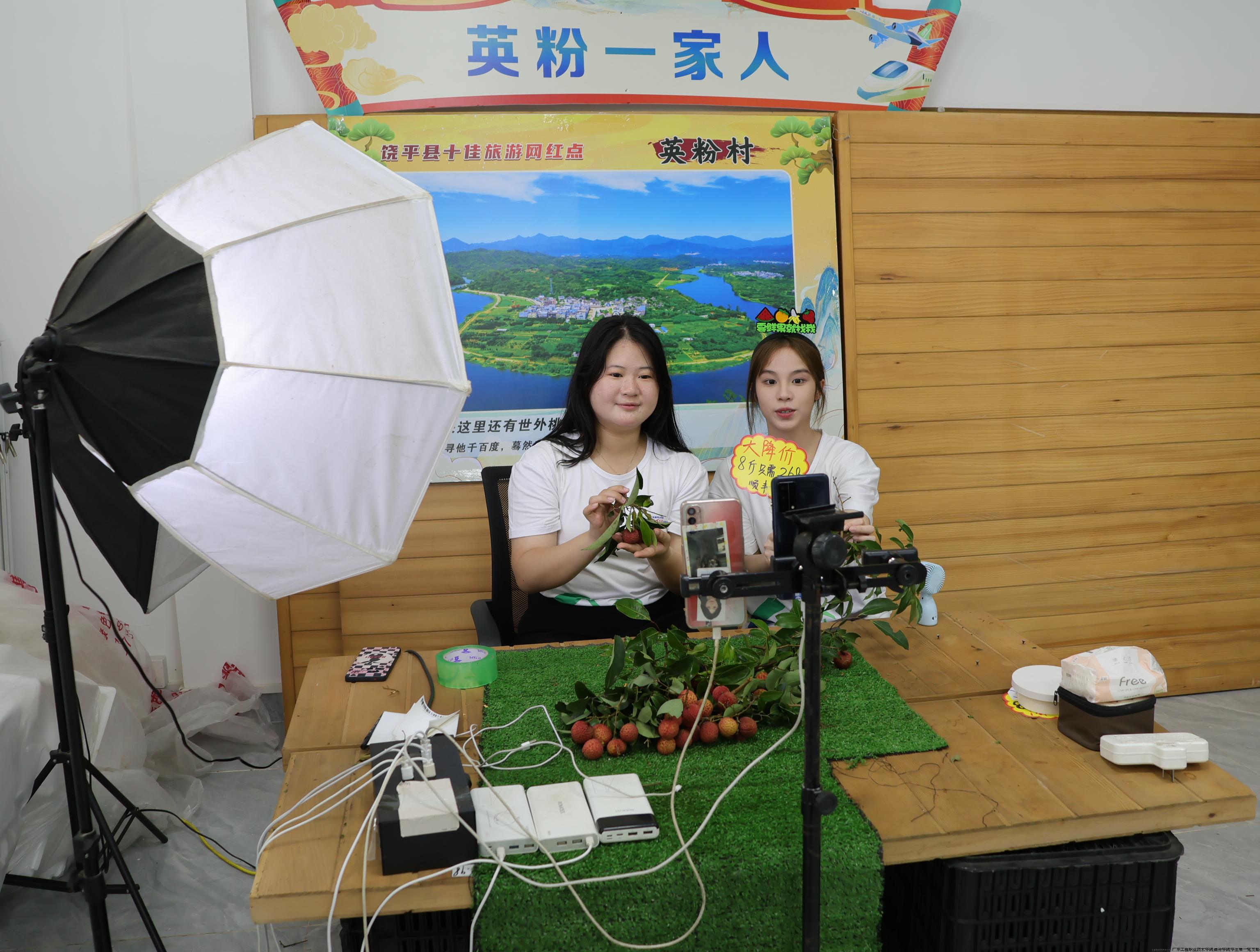 2S4A9386.JPG 2S4A9386.JPG