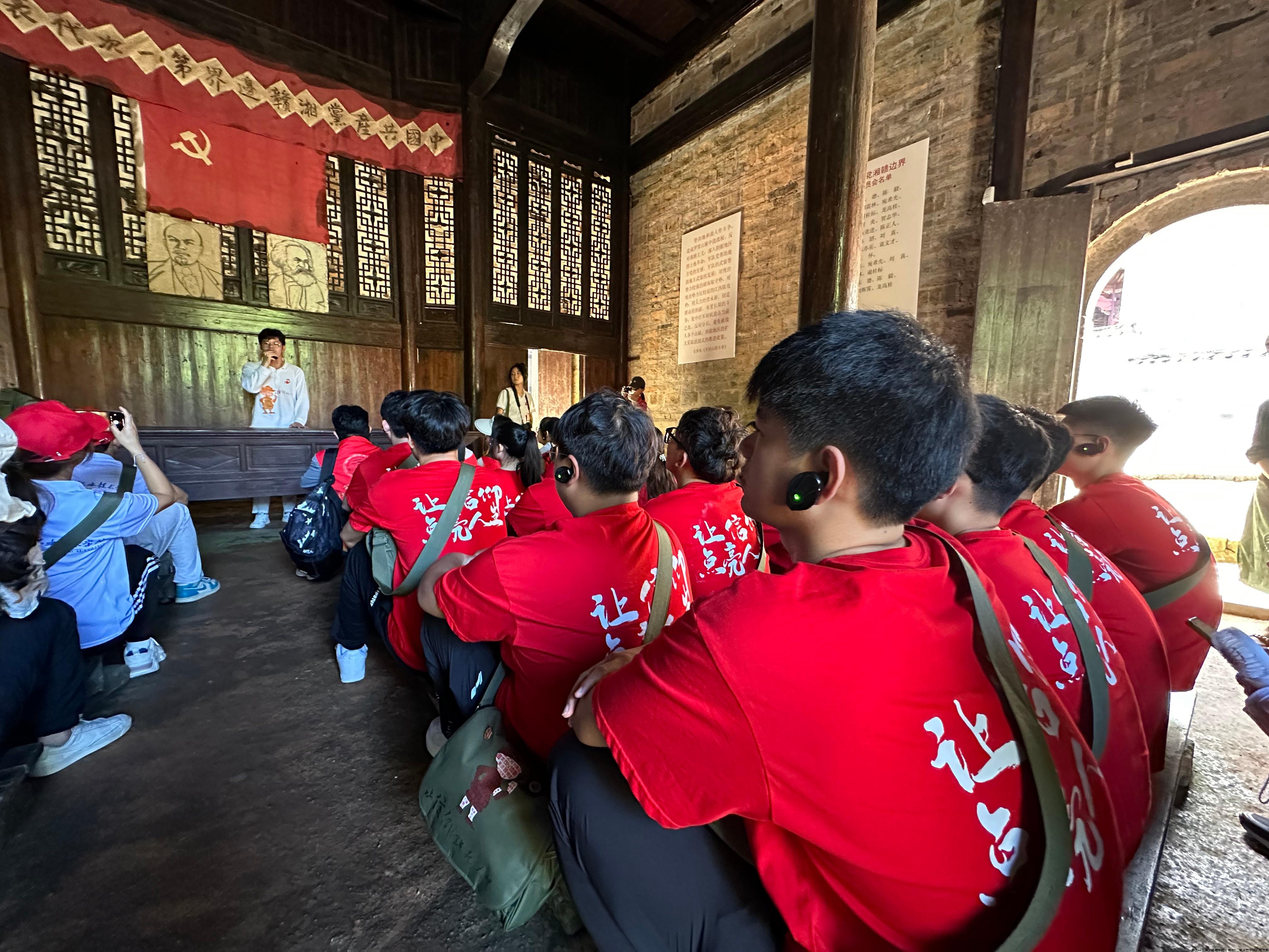 配图17.JPG 配图17.JPG