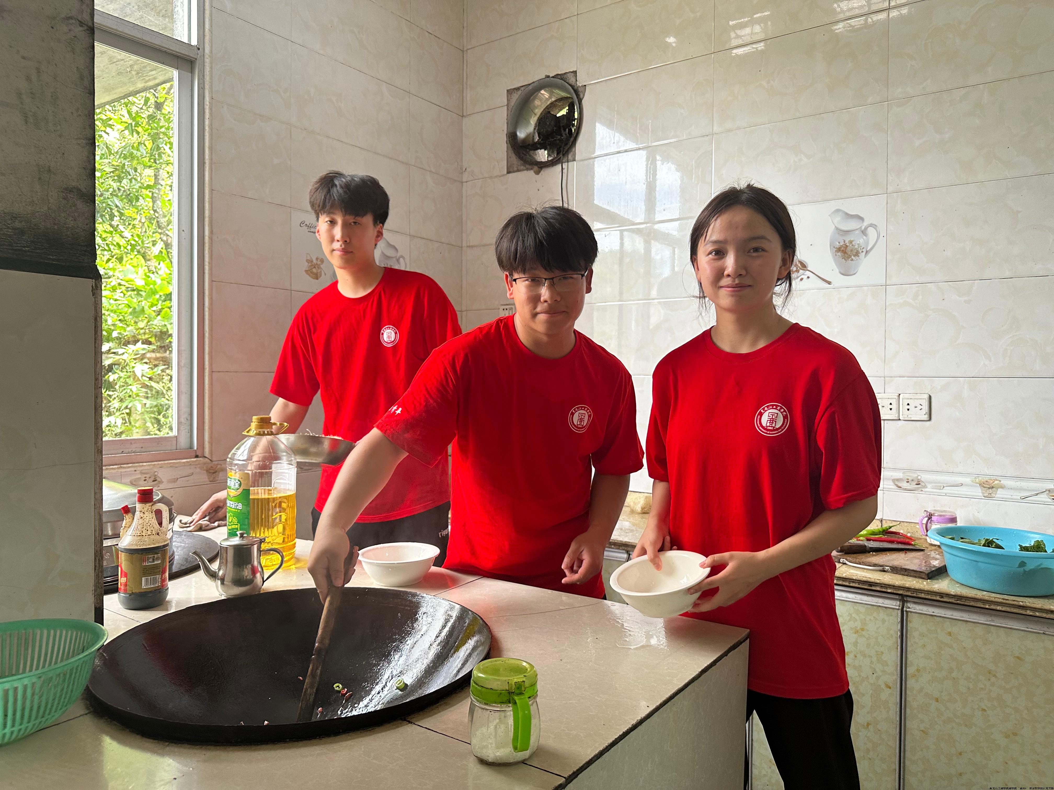 配图23.JPG 配图23.JPG