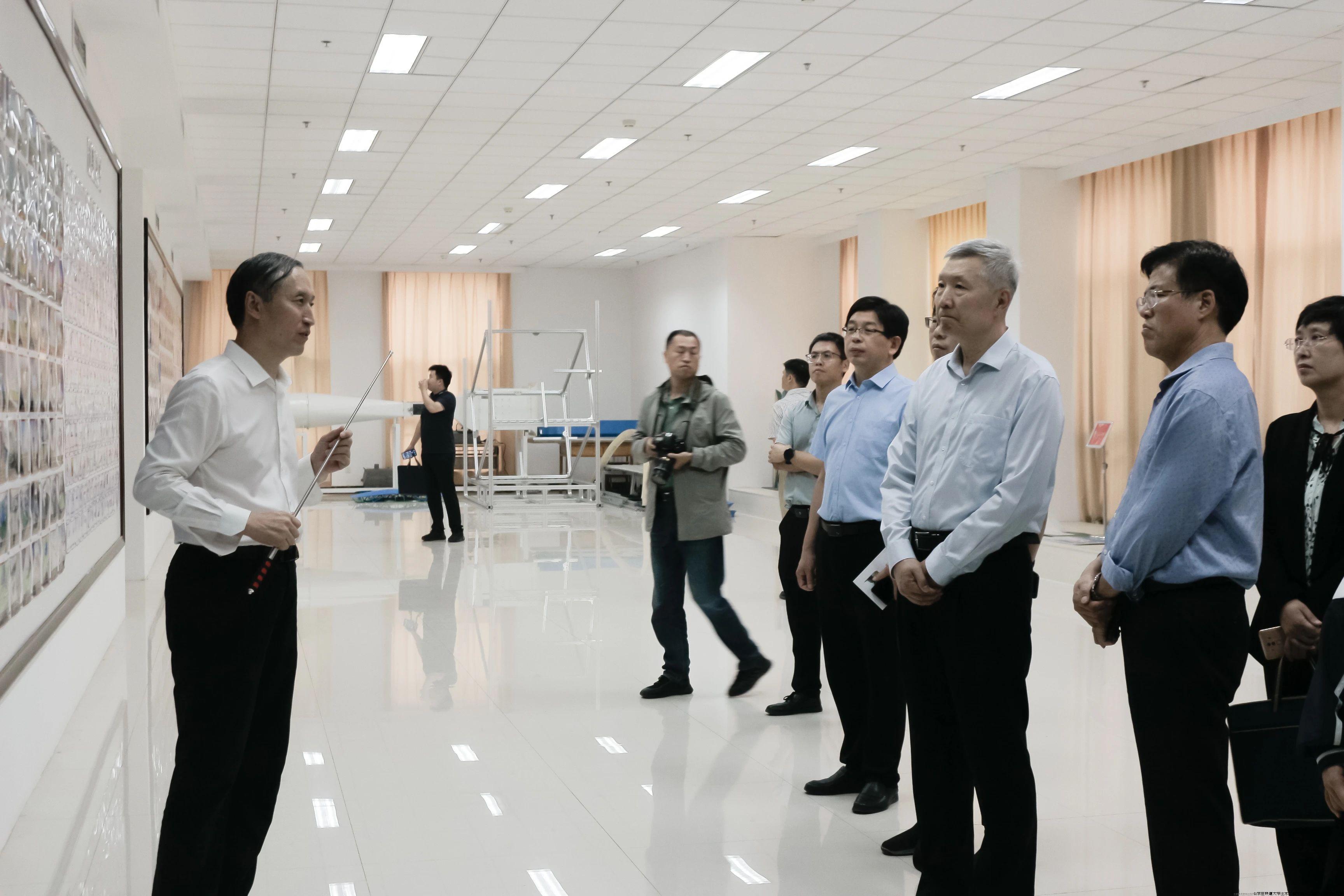 科普室.jpg 科普室.jpg