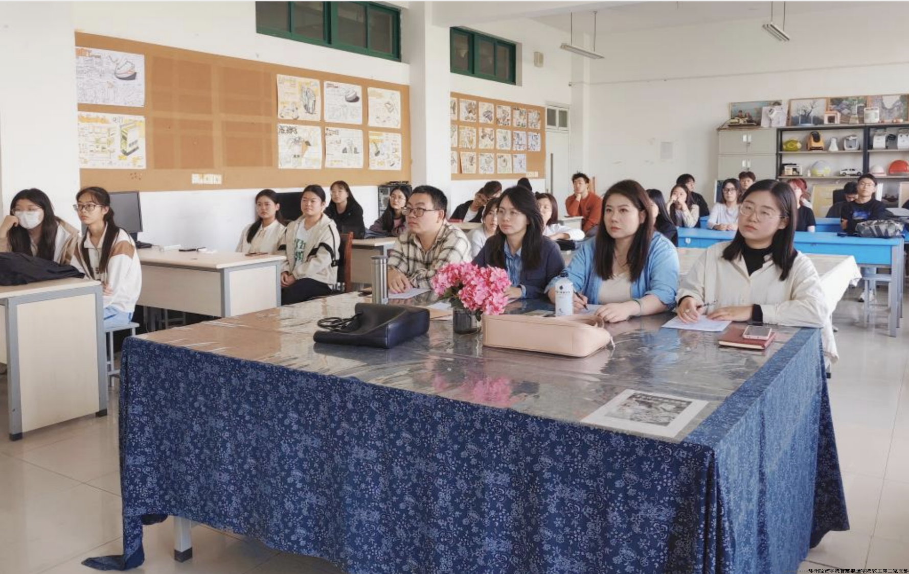 屏幕快照 2024-10-13 下午7.18.22.png 屏幕快照 2024-10-13 下午7.18.22.png