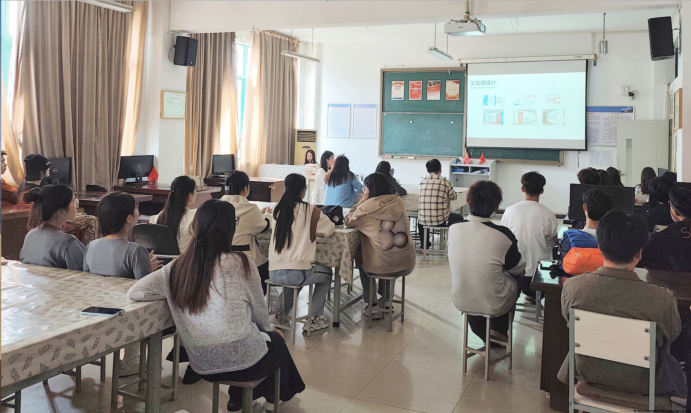 屏幕快照 2024-10-13 下午7.18.56.png 屏幕快照 2024-10-13 下午7.18.56.png