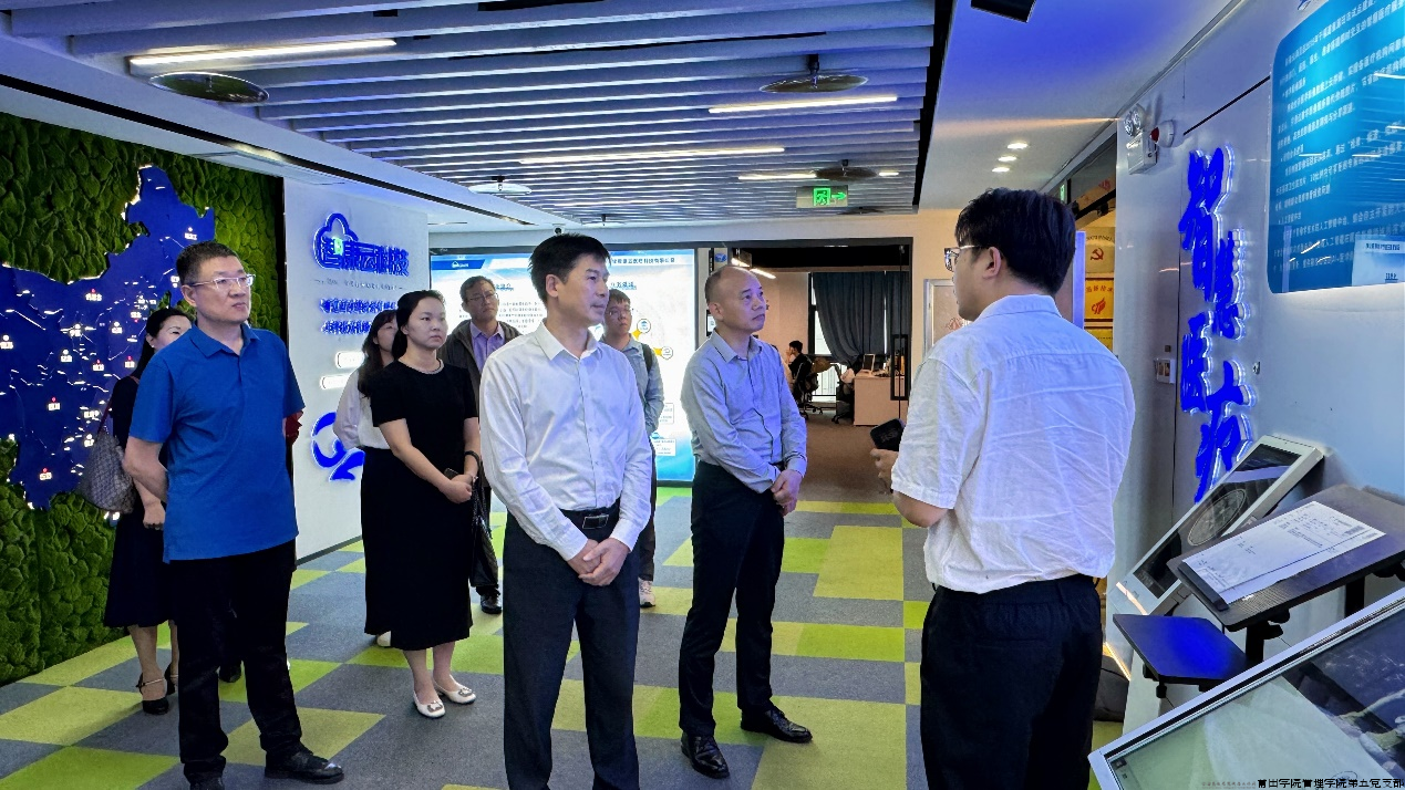 图片2.png 图片2.png