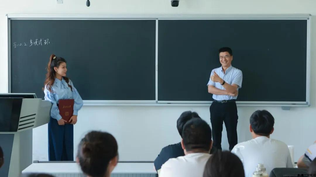 6402.webp.jpg 6402.webp.jpg