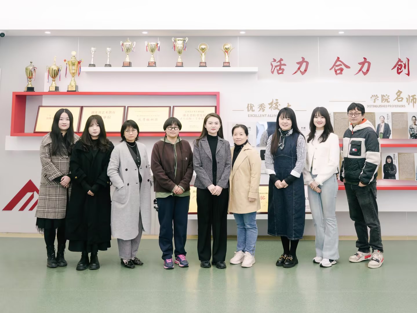 9e52da1fb34abd1e6482b37bff346d81_compress