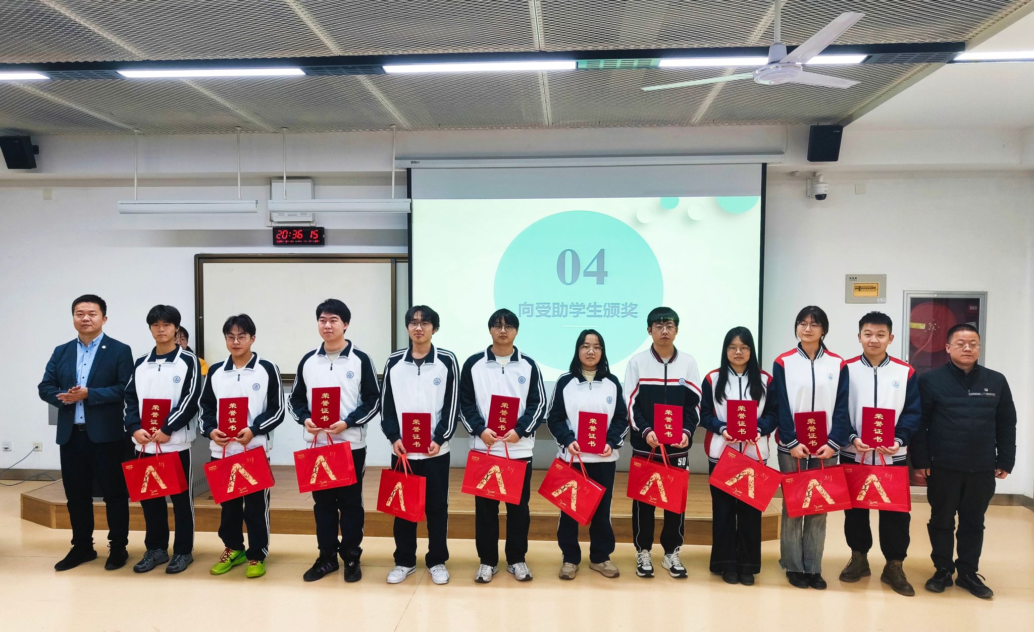 79ED94BFCA7321E6F44E446A5B5_F268303C_692AB