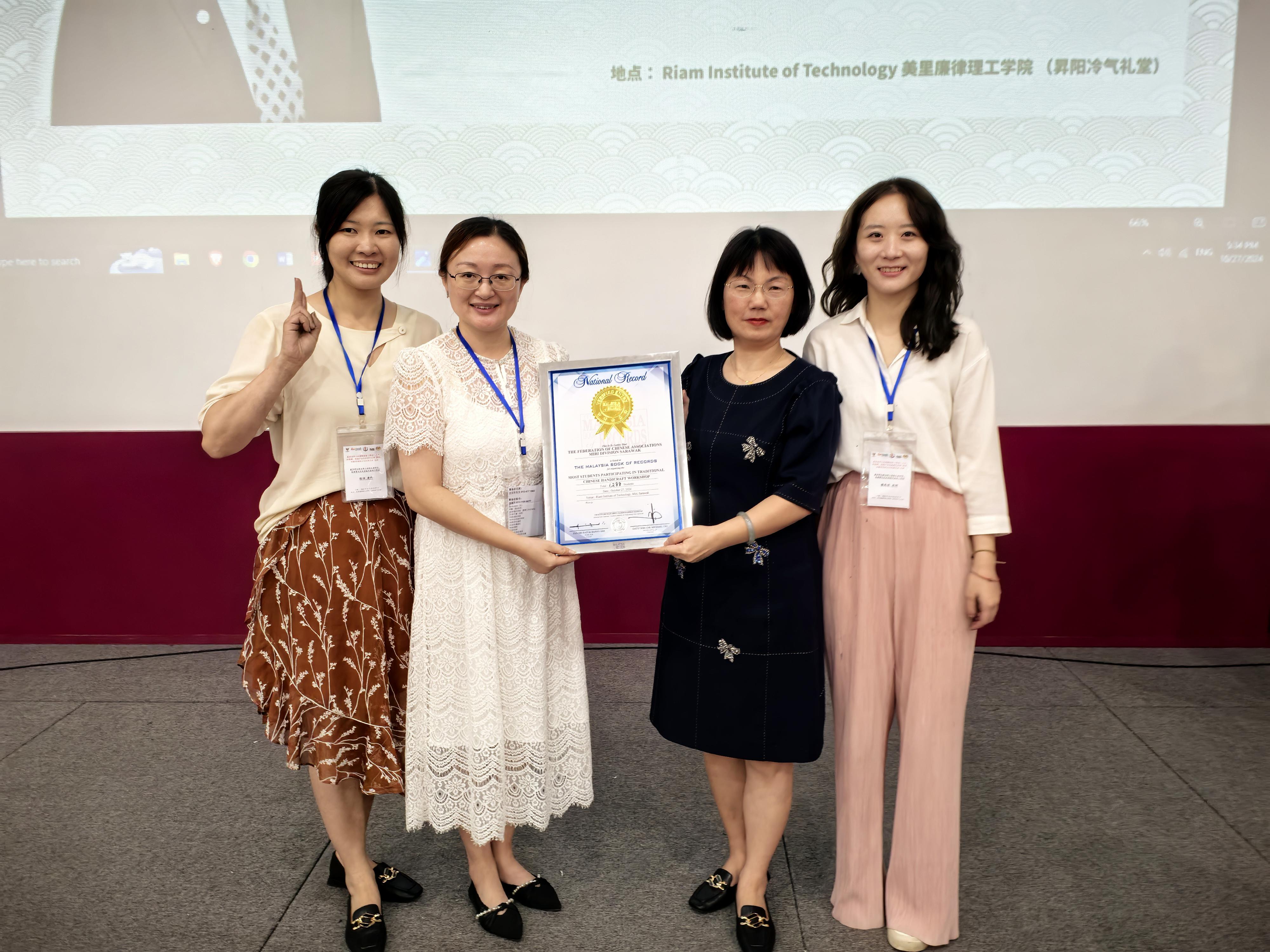 971138ad16b36a954686a1390dd6f49-2