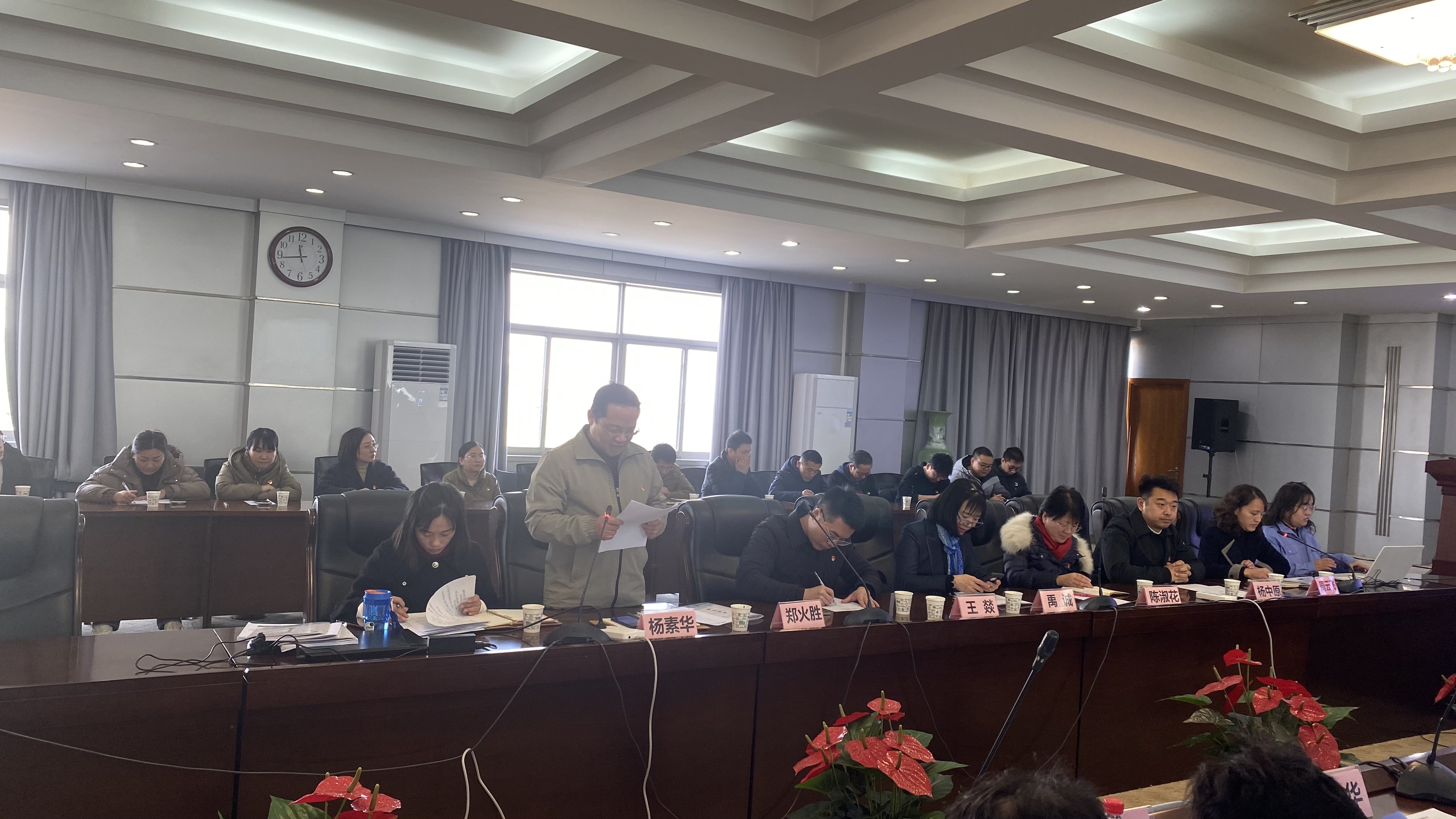 图7 教师第一党支部书记郑火胜同志领学《习近平总书记考察湖北重要讲话精神》