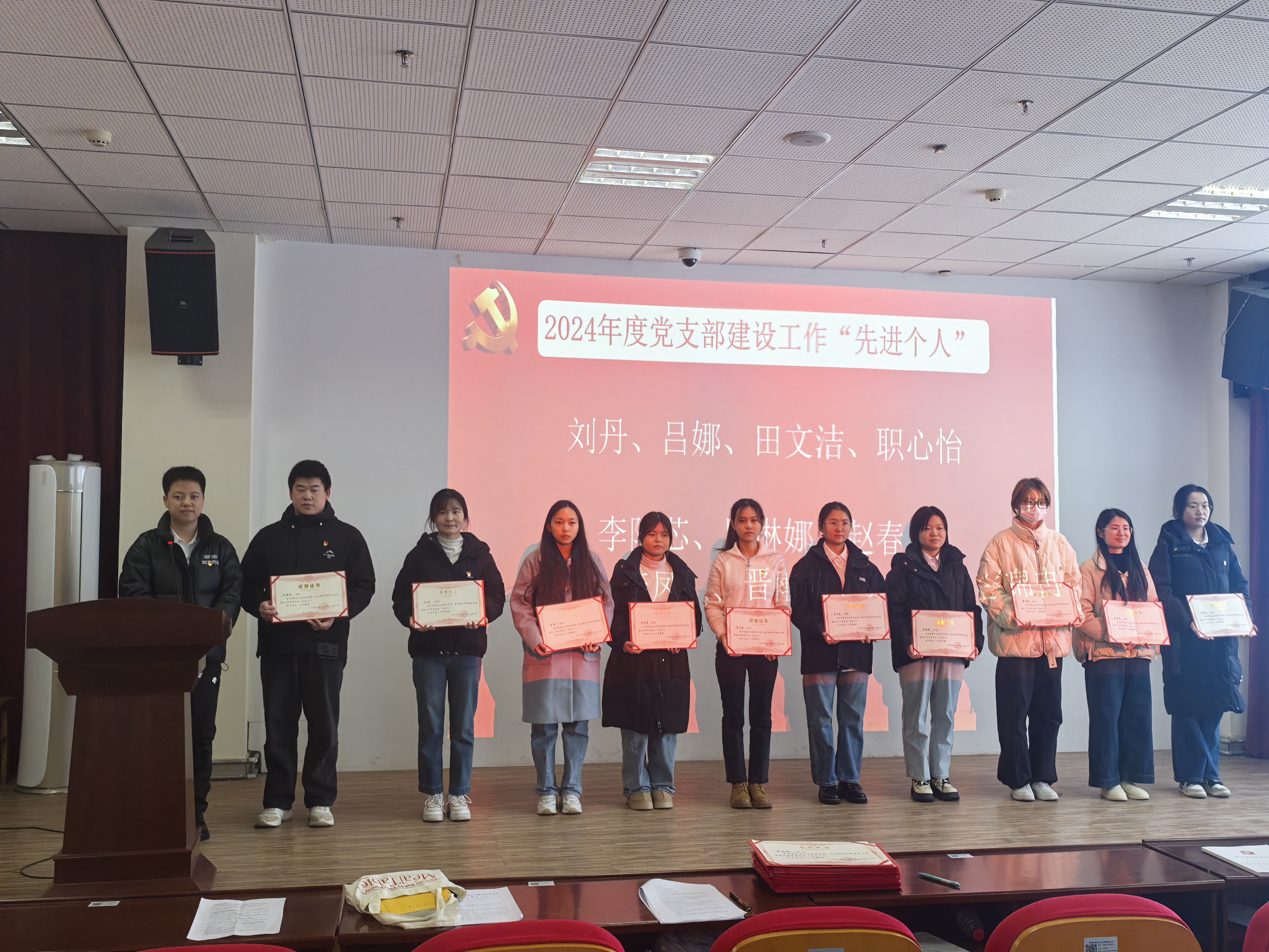 84682dbe90716136952d97e78983d27