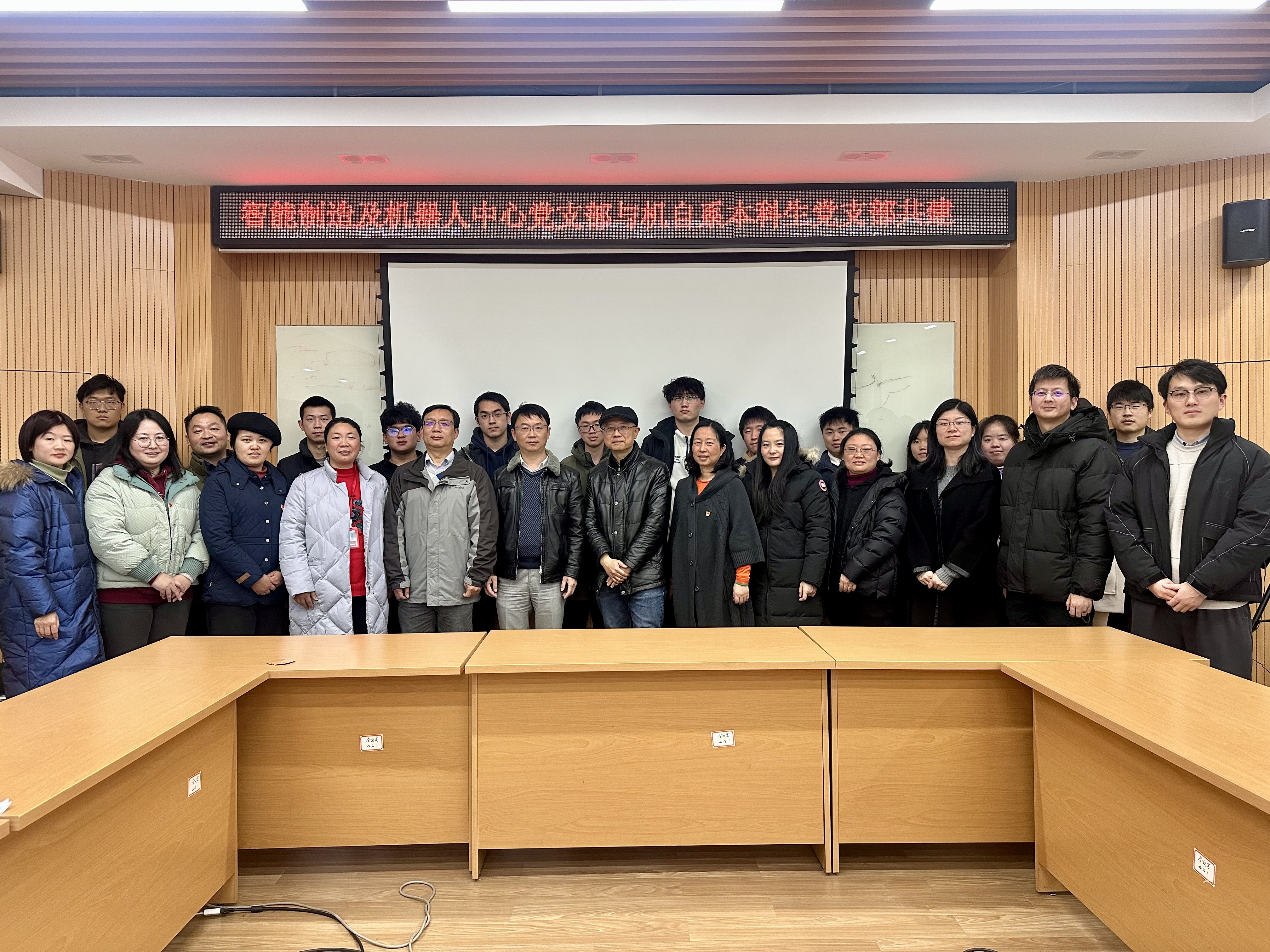 mmexport1735298322438