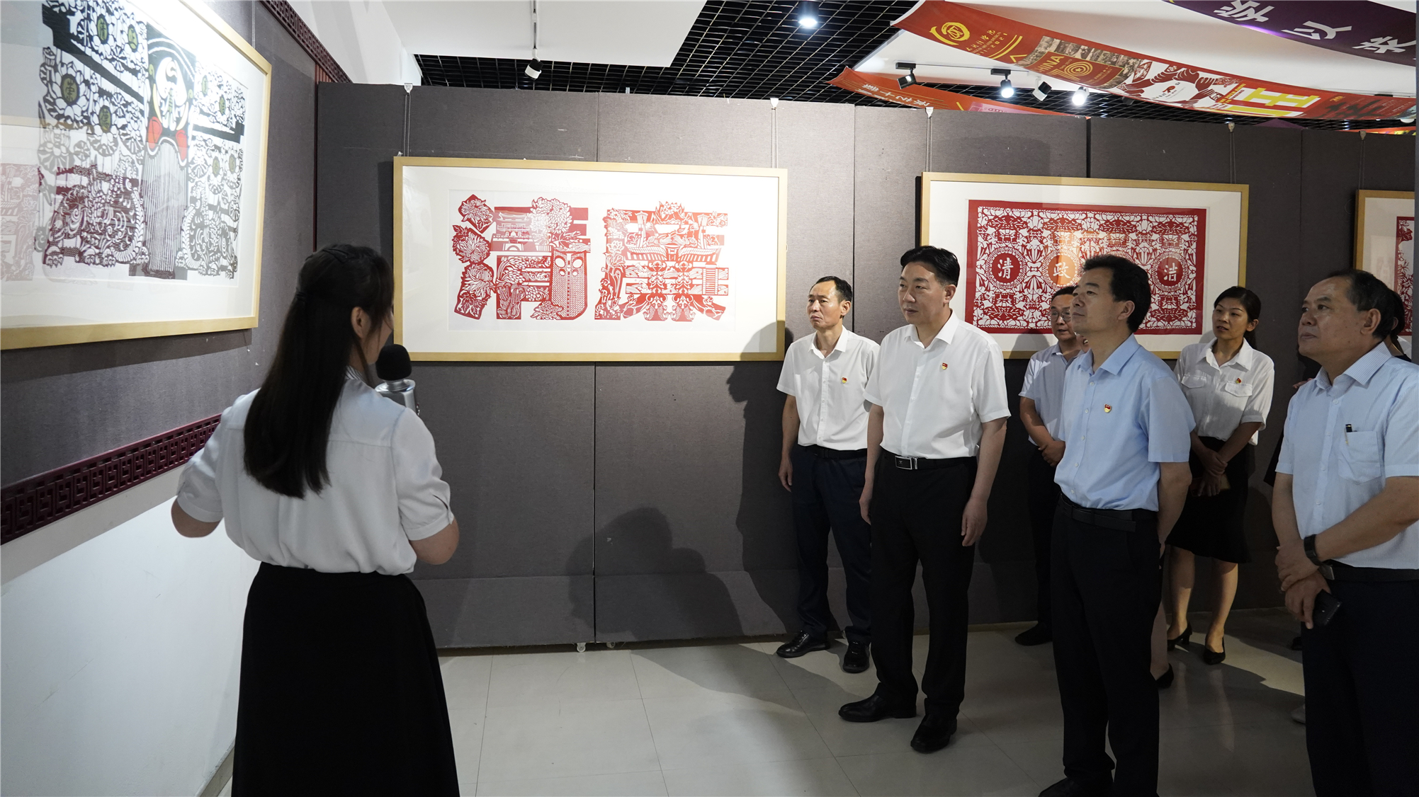 承办“清廉商师”主题活动暨庆“七一”专题纪律教育作品展