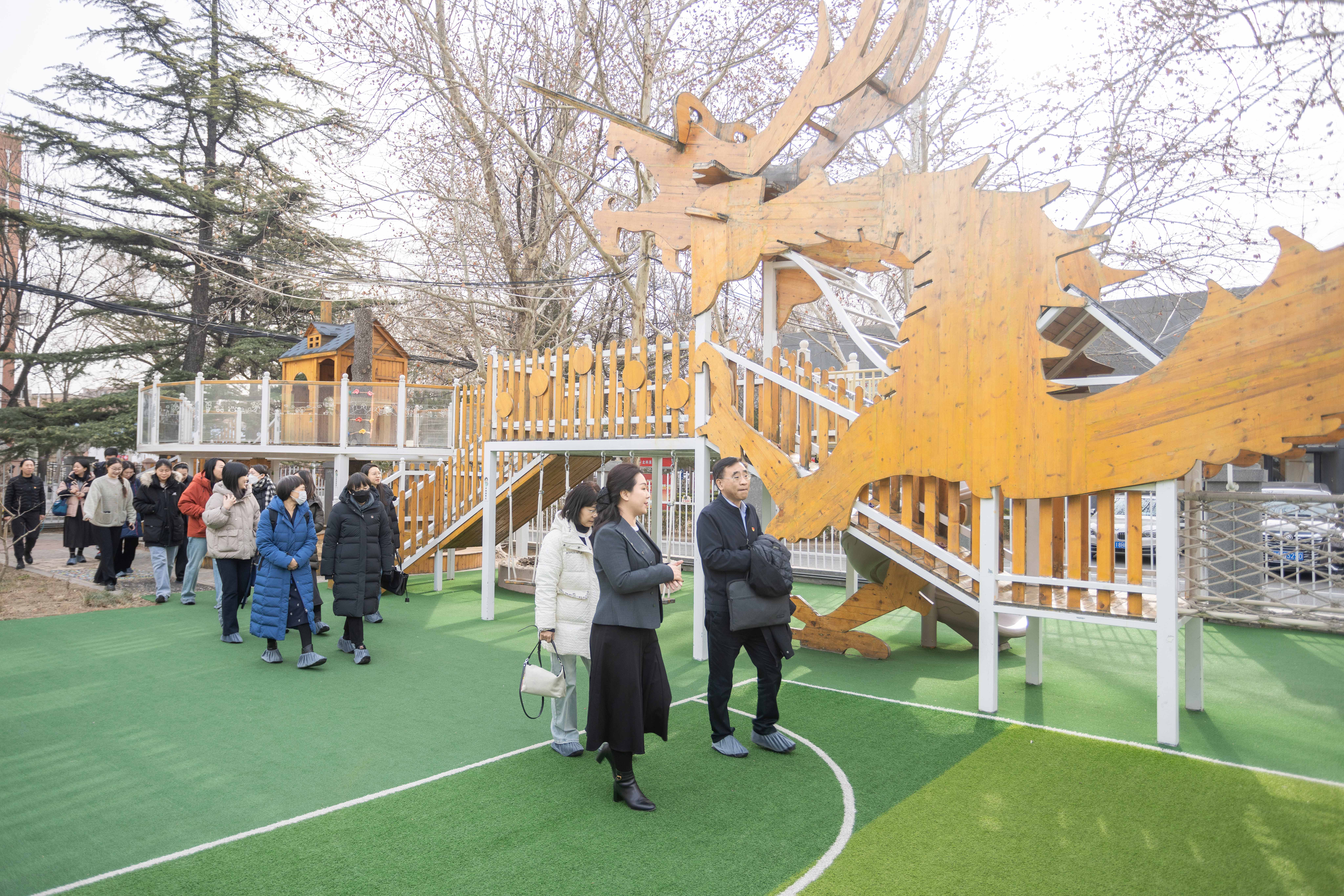 “党建聚合力，同心向未来”主题党日活动5