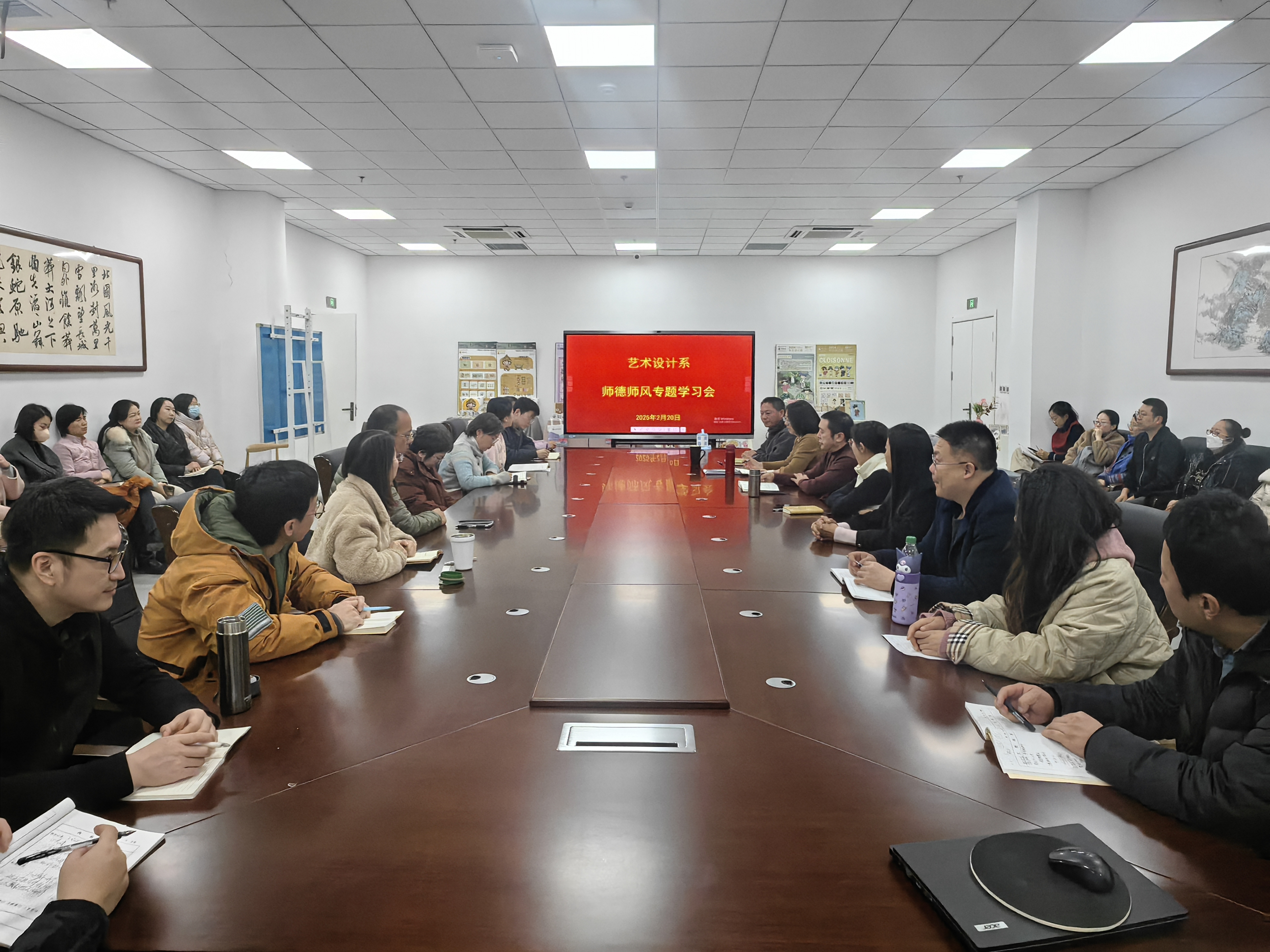 2f6c618d92ff9acfffea3b43f8ac0e2