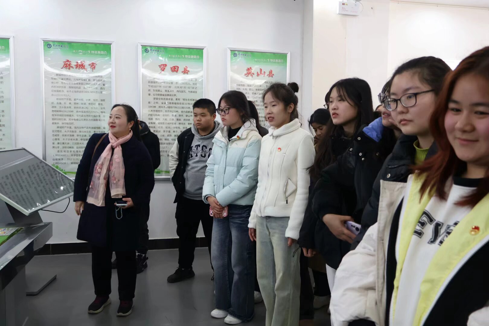 NR8AVjViQ1FBMk9UUTFNemN4TVRQLlVjbG5kMy5UT2chIQUAcXVuZ3o!