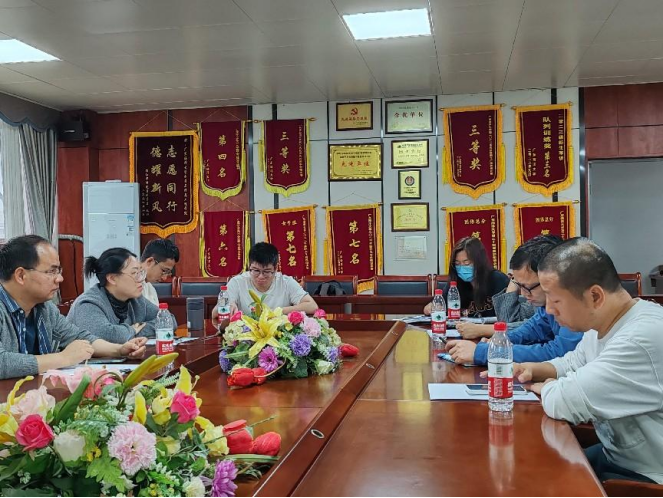 图2 电子工程系党员教师开展党建与业务融合典型案例分享