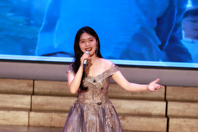 14.秦宇然 《幸福》