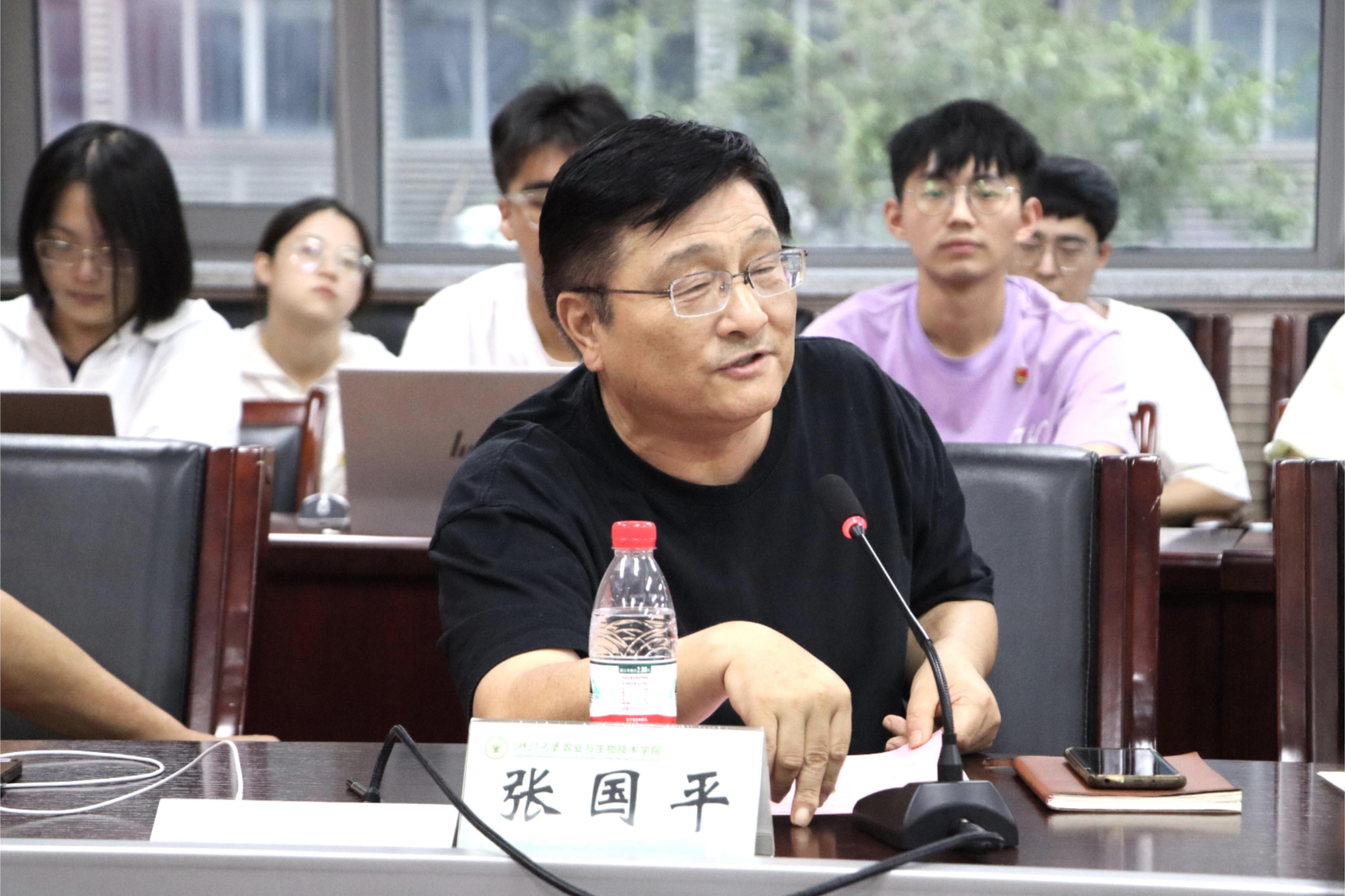 28bf2aca-3c16-4147-b94d-537dac5dd4b9_d