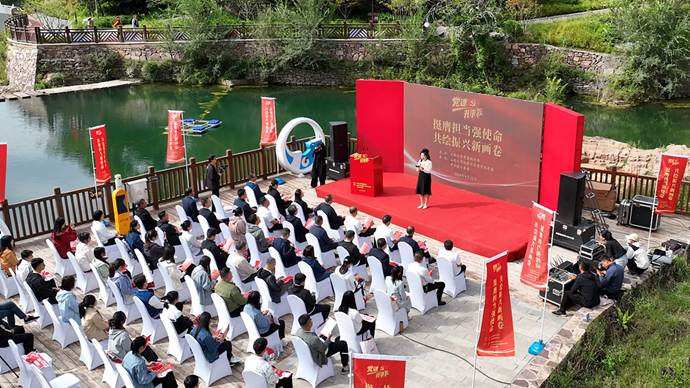 c40eb6189f30215efddf82675e179c4